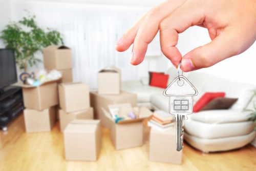 Flexible Southall storage service supporting moving and transition